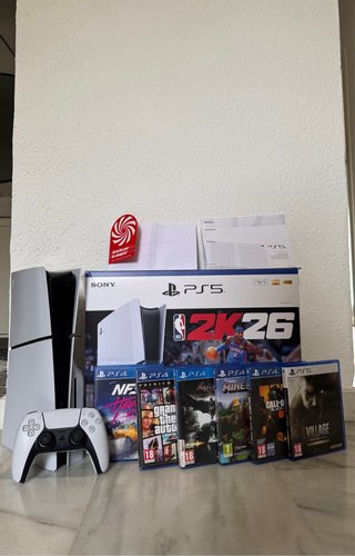 Console PlayStation 5 + 6 Giochi