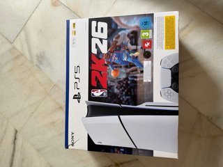 Console PlayStation 5 + 6 Giochi