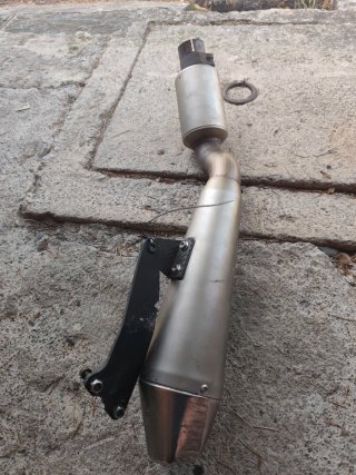 Tubo de escape Leovince SBK Suzuki GSXR K6/K7