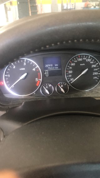 Renault Laguna 2009 130 6v