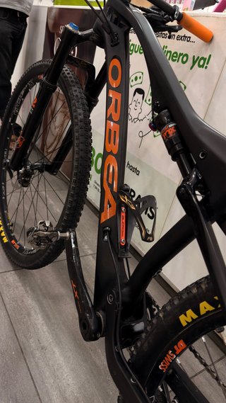 Bicicleta Orbea OIZ M50 Montaña
