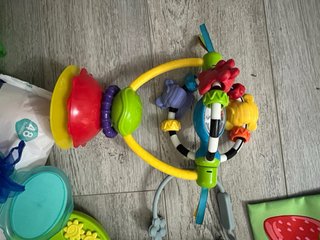 Lote Juguetes Bebé: Sonajeros y Peluches