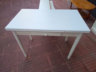 Mesa de cocina extensible blanca