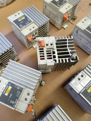 8 Relés de Estado Sólido Eurotherm 663A1