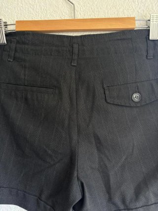 Pantalón corto Mango gris