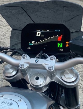 BMW F900R Naked 105cv 6.300 km