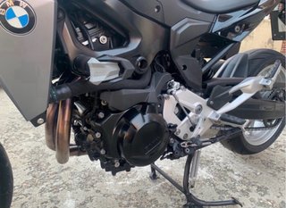 BMW F900R Naked 105cv 6.300 km