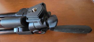Trípode Manfrotto 718B DIGI