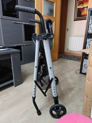 Andador para adultos con asiento