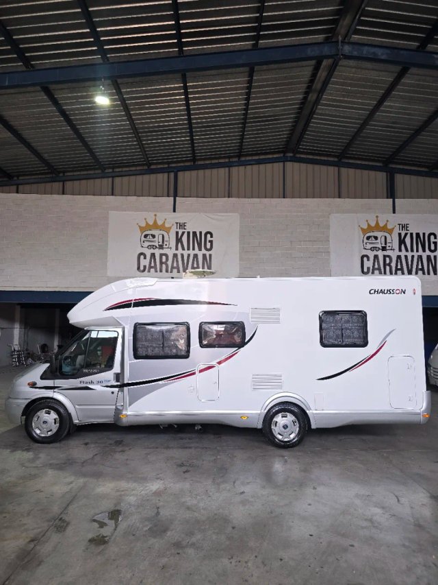 Ford Chausson Cama Isla y basculante 46000km 2012