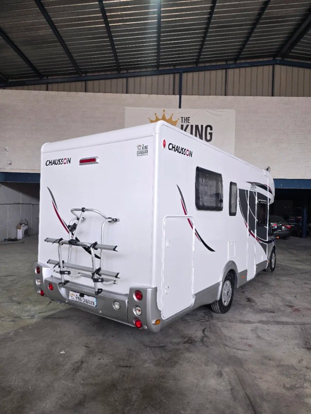 Ford Chausson Cama Isla y basculante 46000km 2012