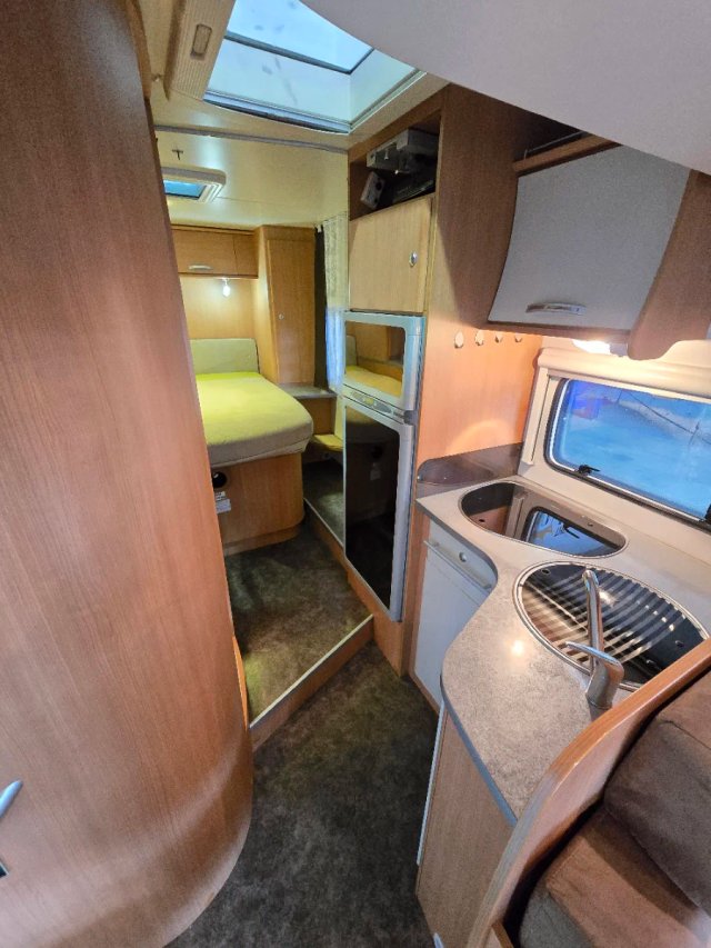Ford Chausson Cama Isla y basculante 46000km 2012