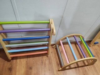 Gimnasio de madera para niños