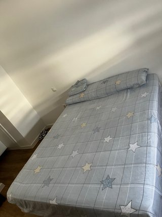 Se alquila habitación  en alovera