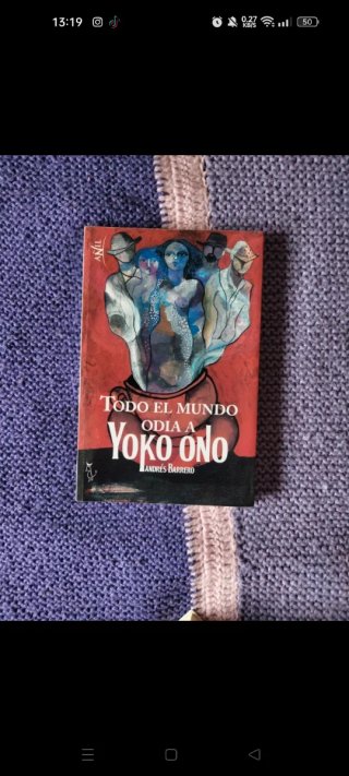 Libro de tapa blanda