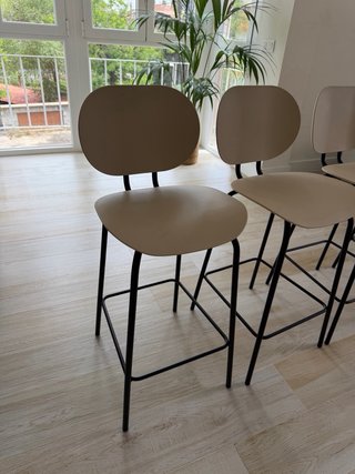 4 Taburetes Altos Lino Beige