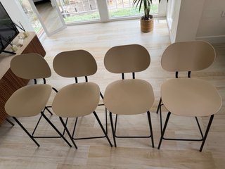 4 Taburetes Altos Lino Beige