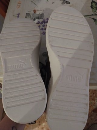 Zapatillas Puma altas marrones y blancas
