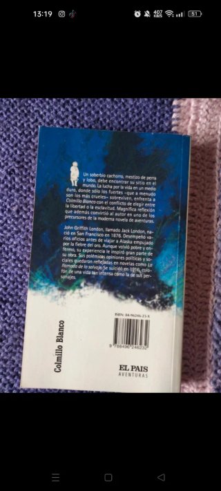 Libro de tapa blanda
