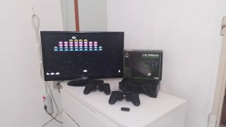 Tv 22"+consola retro de regalo ascao