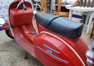 Vespa Sprint Serie Iris 1967 Roja