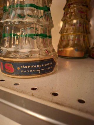 Lotto di 4 Vecchie Bottiglie di Liquore
