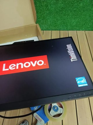 Monitor Lenovo ThinkVision T24v-10 23.8