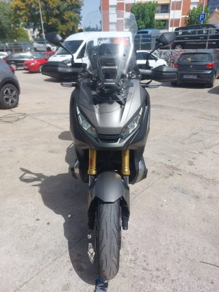 Honda X-ADV 750 Negra/Gris