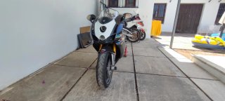 Ducati 749 Superbike Negra y Blanca