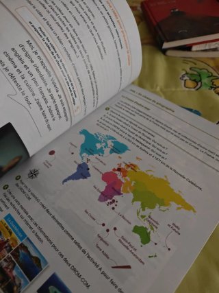 Libros de francés de 1 laeso Pablo vi