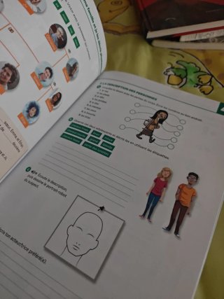 Libros de francés de 1 laeso Pablo vi