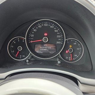 Volkswagen Beetle 1.6 TDI 105cv Design