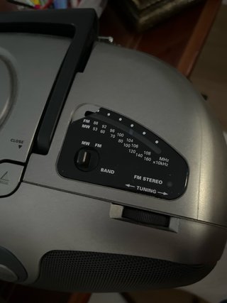 Radio CD SABA LEER LA DESCRIPCION