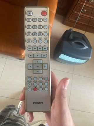 Televisión Philips Negra