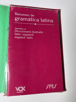 Diccionario ilustrado latín-español/ español-latín
