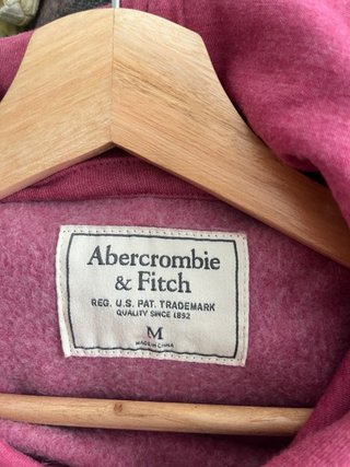 Sudadera Abercrombie & Fitch rosa