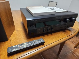 Altavoces JBL y Amplificador Yamaha