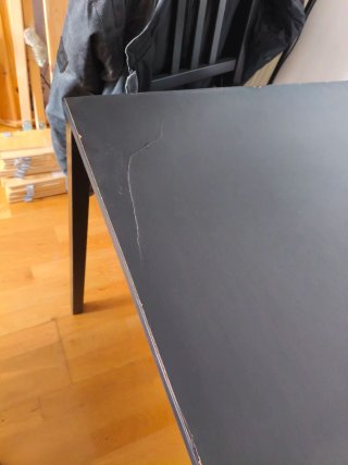 Mesa comedor y 4 sillas negras
