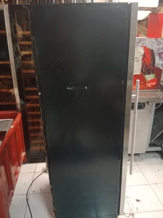 Nevera de vino