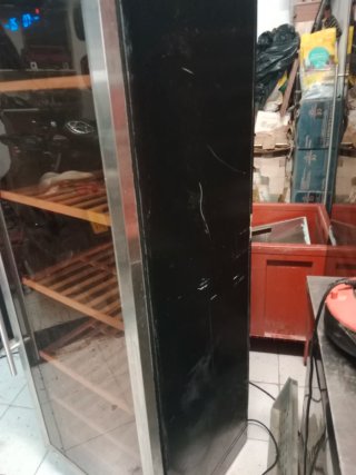 Nevera de vino