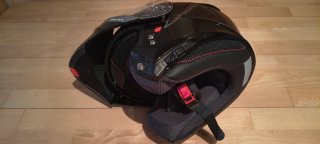 Tengo 2 Cascos modular MT Helmets Genesis y casco