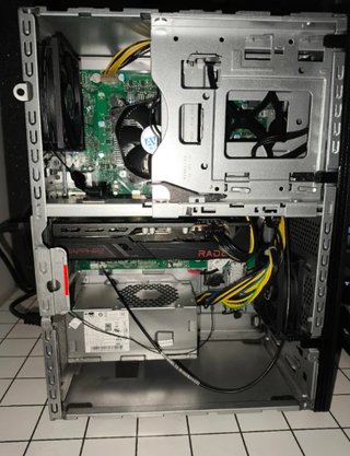 PC Gamer Lenovo i5 12400f RX 6600 16GB