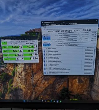 PC Gamer Lenovo i5 12400f RX 6600 16GB