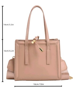 Bolso de hombro cuadrado beige y dorado