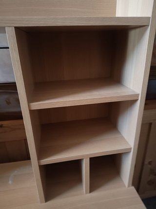 Mueble de estudio de madera