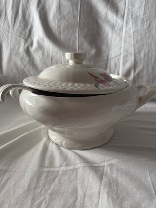 Sopera Pontesa con cucharón + 5 tazas con su plato