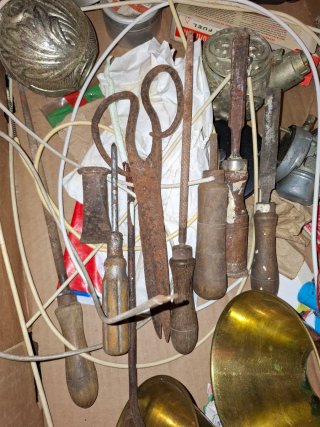 Lote herramientas antiguas y varios