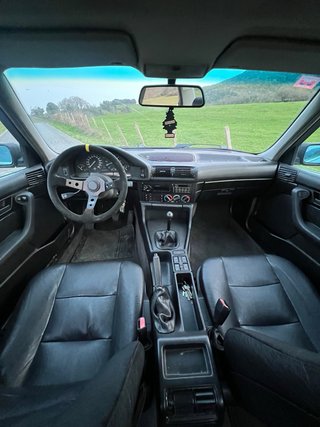 BMW 525i e34