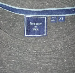 2 Camisetas Superdry Talla XS