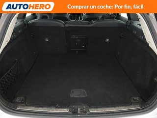 Volvo V60 2.0 B4 Mild-Hybrid Momentum Pro